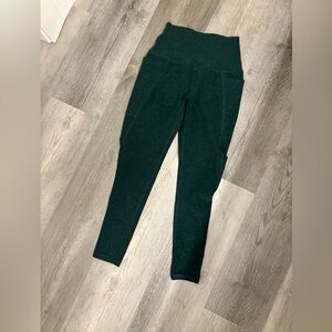 Beyond yoga xs forest green heather leggings